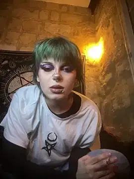 Julia_Darkyyy  live sex cam