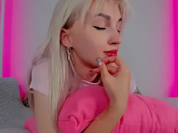 LisaFoxyMe  live sex cam