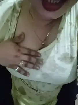 PARI51  live sex cam
