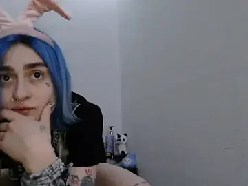 PeachyLuna  live sex cam