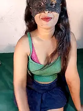Kameeliya99  live sex cam