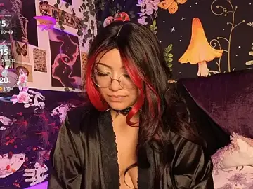 Victoriia_thompson  live sex cam