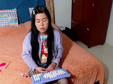 ArianaSmith69  live sex cam