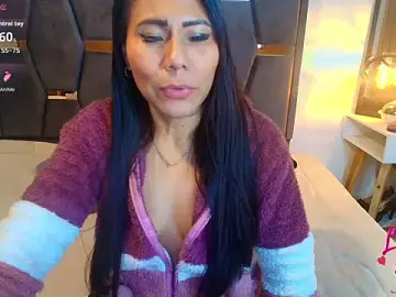 Keyla_Brunette_  live sex cam