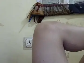 Priyanka_Chopr  live sex cam