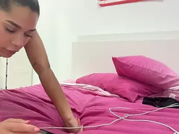 QueeNataly  live sex cam