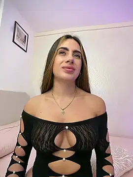ValeryR_  live sex cam