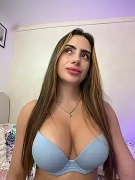 ValeryR_  live sex cam