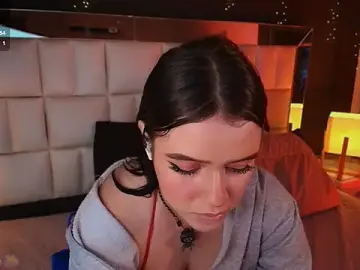 Emmy_wattsoon  live sex cam
