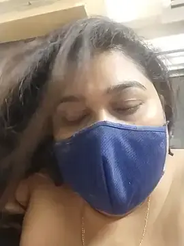 Indianlisa5  live sex cam