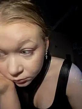 Quiet_glow707  live sex cam