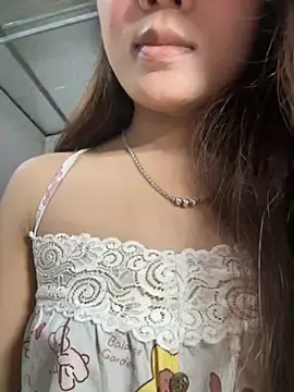 -Hannii-  live sex cam