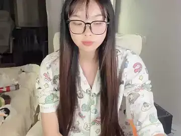 Akong11  live sex cam
