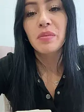 Sara_luna_  live sex cam