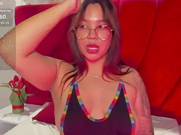 TaamaraSmith  live sex cam