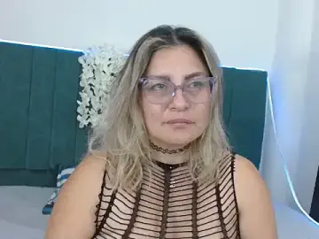 Carolinacrus02  live sex cam