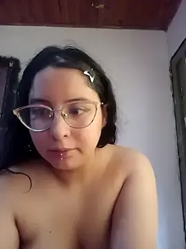 Kitty_valer  live sex cam