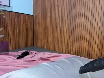 Sexy_curlylady  live sex cam