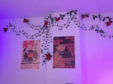 CoralieBronson  live sex cam