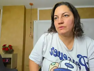 Heidy_milf  live sex cam