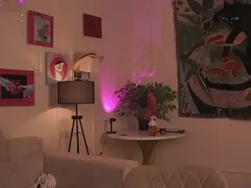 JanelBitther  live sex cam