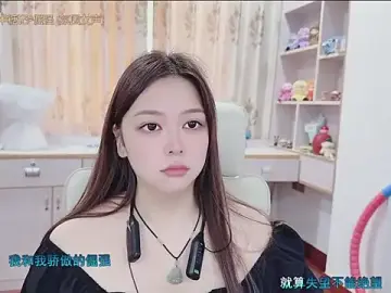 Lcey_66  live sex cam