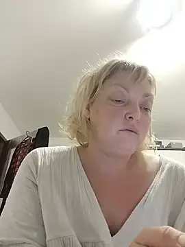 LiluLiluLilu  live sex cam