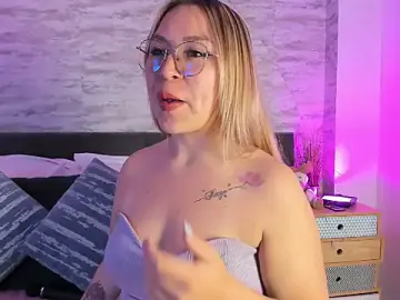 Misha_fae  live sex cam