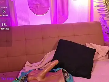 Nickie_reed_  live sex cam