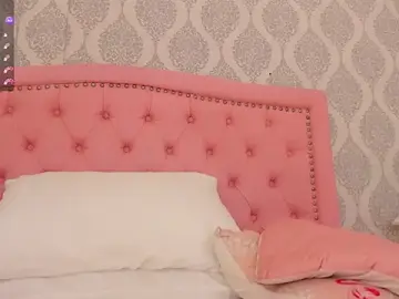 OnlyGia  live sex cam