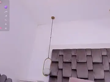 OnlyGia  live sex cam