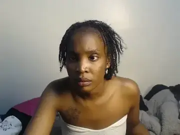 Prettypixxiee  live sex cam