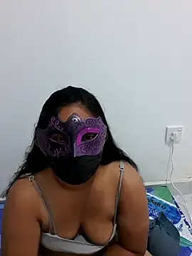 SerenaVale  live sex cam