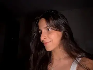 SeritaVisnic  live sex cam