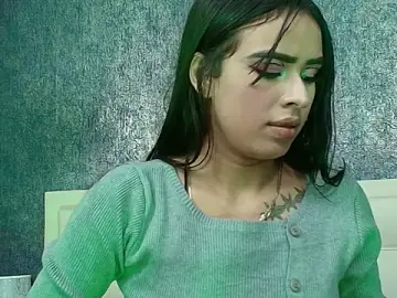 Cloeandtyfanny  live sex cam