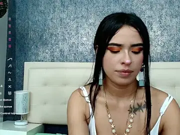 Cloeandtyfanny  live sex cam