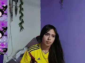 Cloeandtyfanny  live sex cam