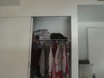 SheisSTORM  live sex cam