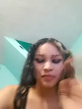 BaddieKT  live sex cam