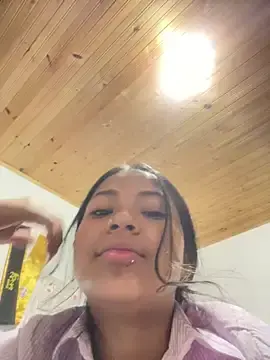 Milen_lilyn  live sex cam