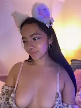 Rouss_lar  live sex cam