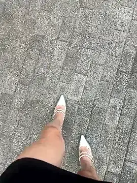 Yinyin326  live sex cam