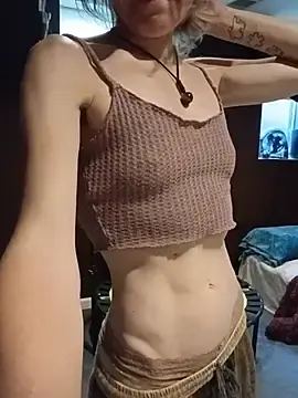 Assymmmetric  live sex cam