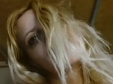 Aura_Baby  live sex cam