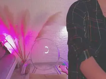 Crazy_Wine  live sex cam