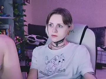 NaniMoore  live sex cam