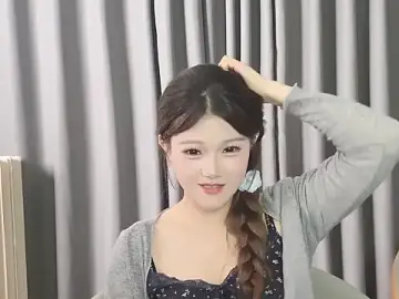 Q-Q-111  live sex cam