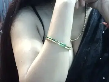 Queen_snehal  live sex cam