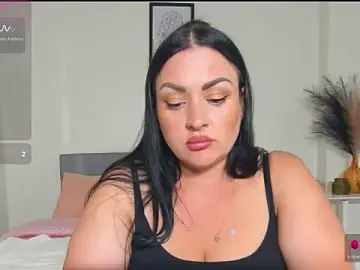 Simona_love777  live sex cam