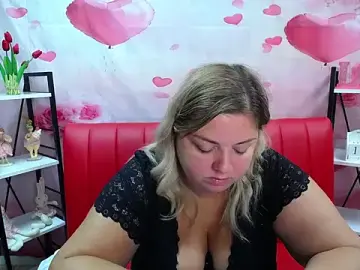 AdelinaMaster  live sex cam